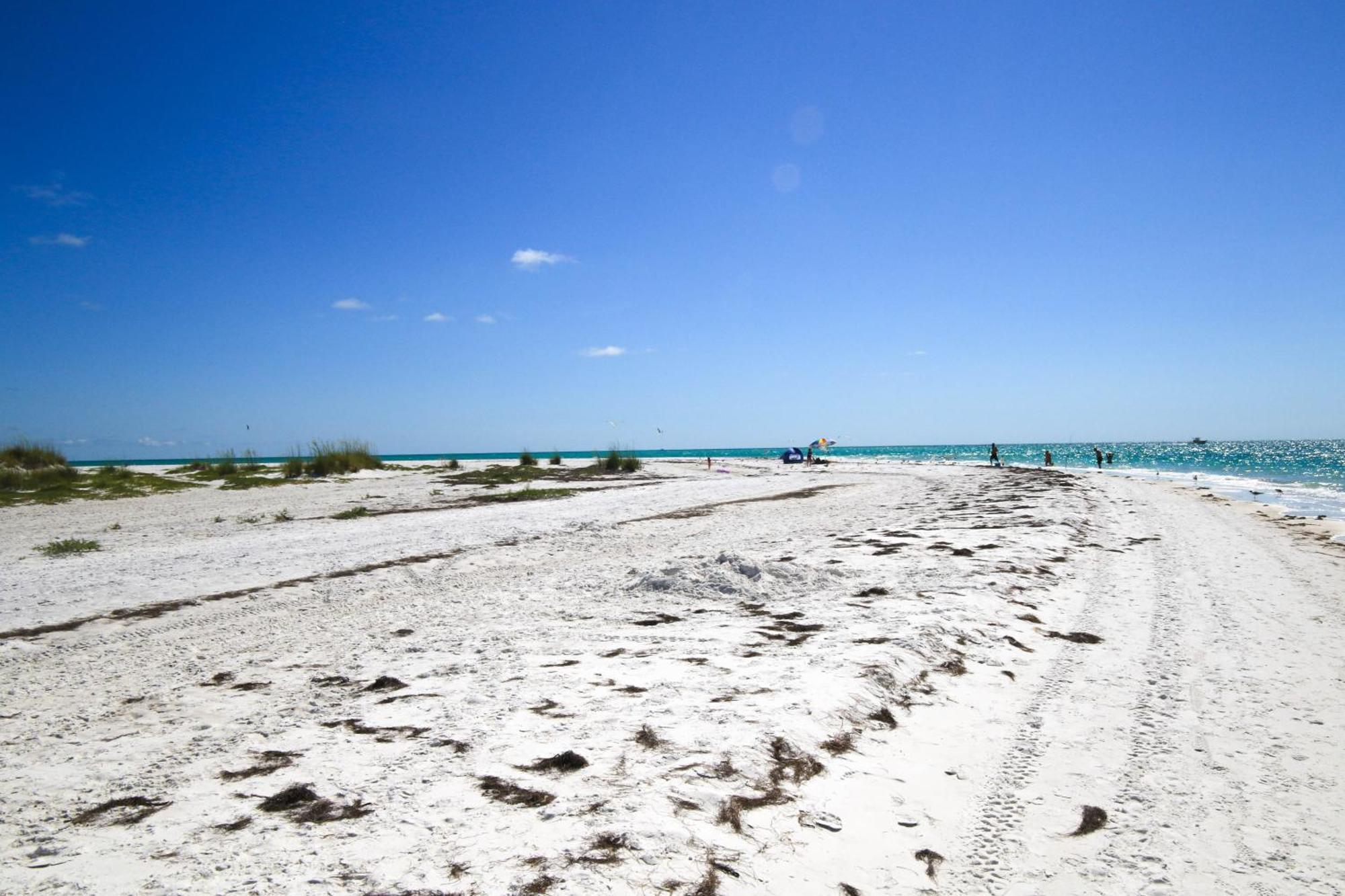 Anna Maria Island Runaway Tropical Dream-One Minute Walk To The Beach-Heated Pool Bradenton Beach Zewnętrze zdjęcie