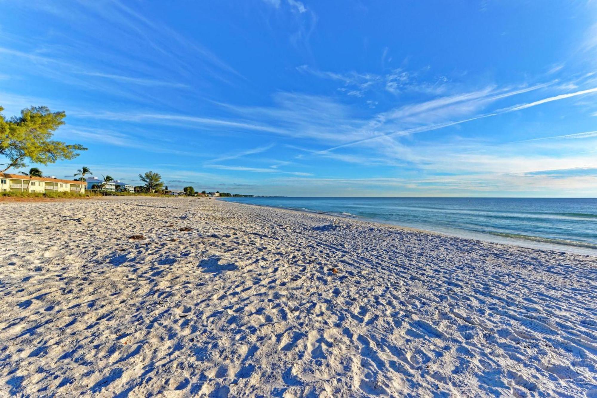 Anna Maria Island Runaway Tropical Dream-One Minute Walk To The Beach-Heated Pool Bradenton Beach Zewnętrze zdjęcie